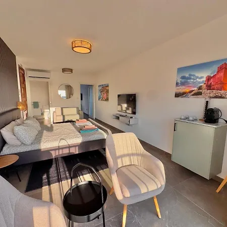 Bayview Haven Luxury 1 Bedroom *